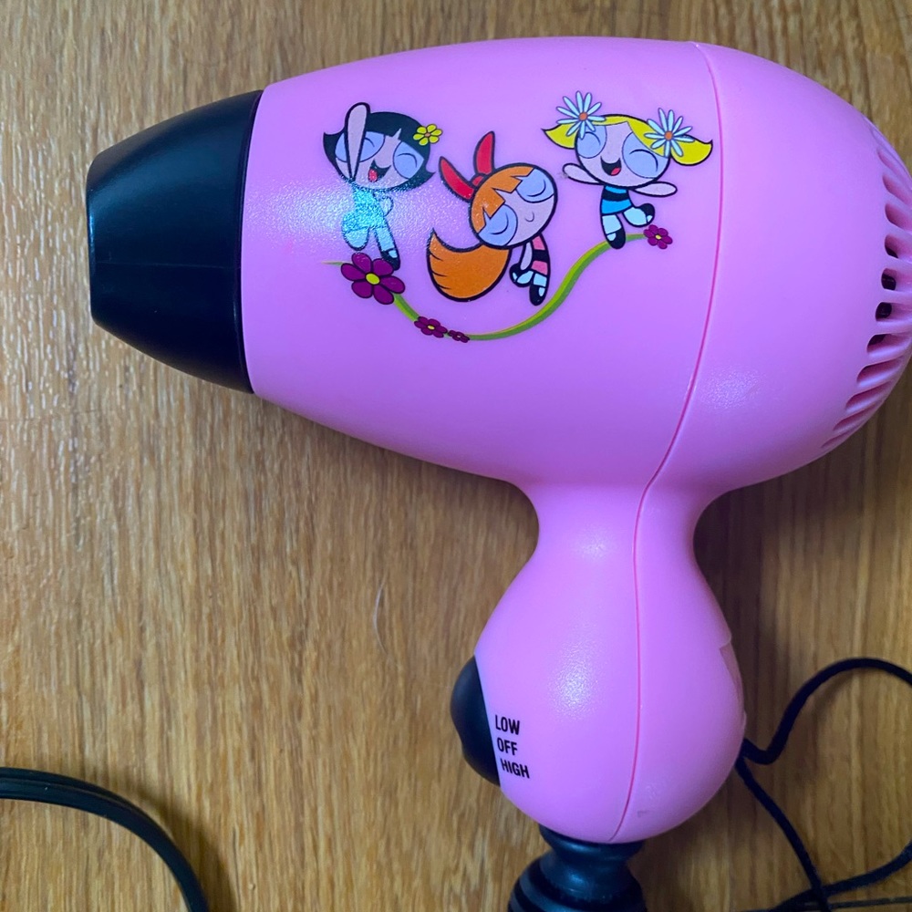 VINTAGE 90’s/Y2k Collectable Powder Puff Girls Pretty Pink Hair Dryer